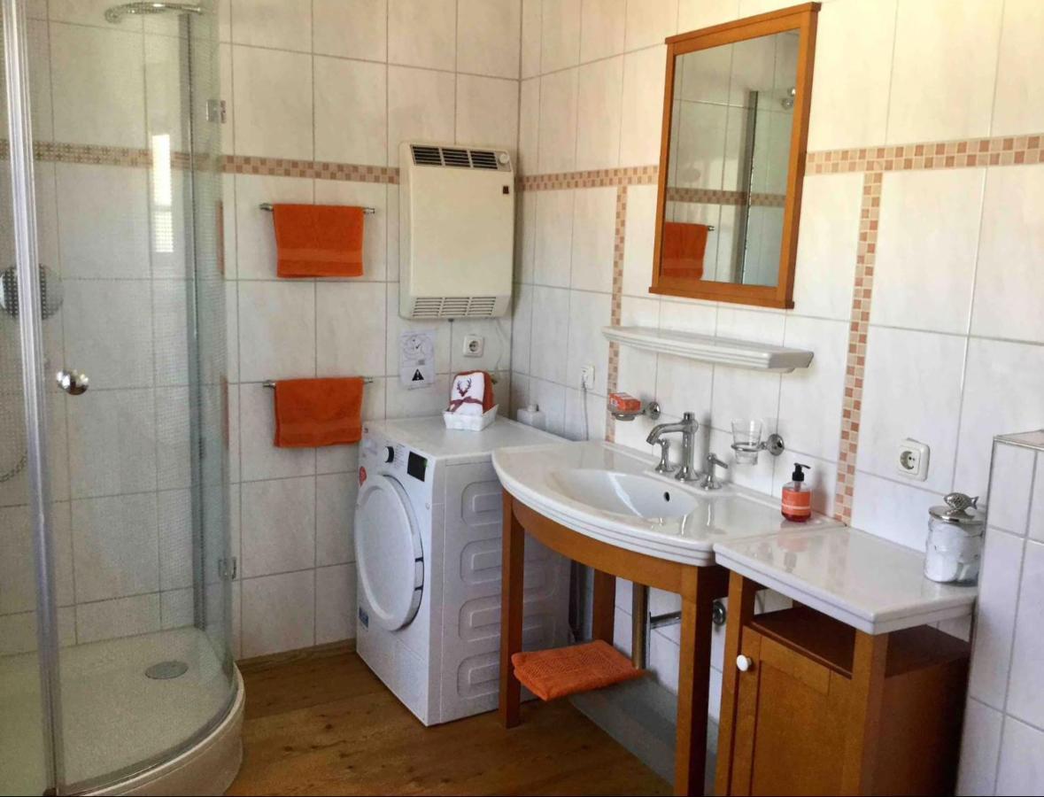 Cosy Apartment Bad Ischl In Quiet Residential Area - Newly Renovated Extérieur photo