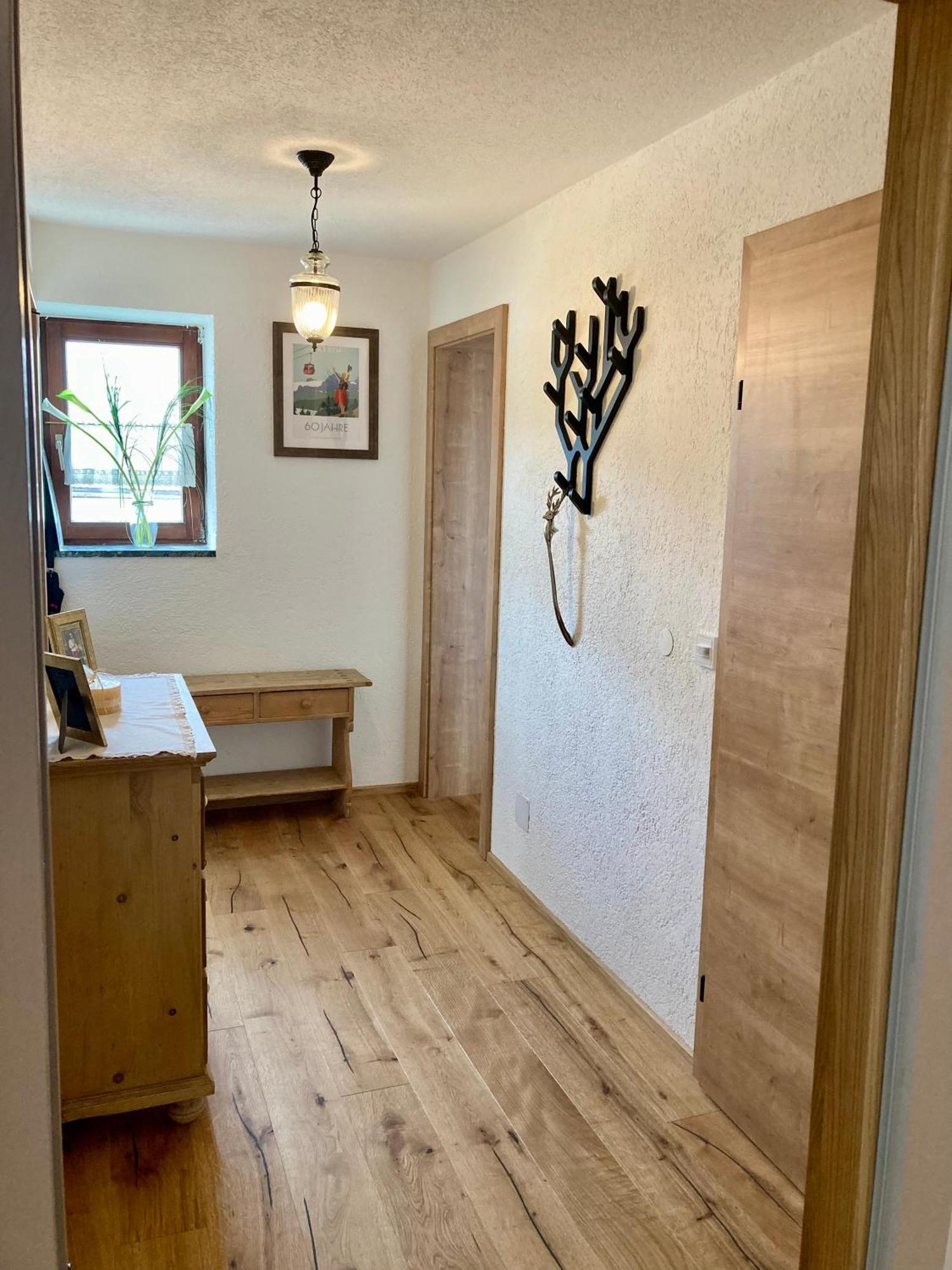 Cosy Apartment Bad Ischl In Quiet Residential Area - Newly Renovated Extérieur photo